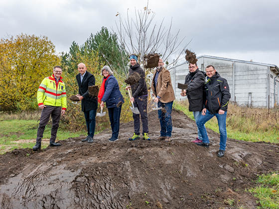 Erster Spatenstich für Wertstoffhof Oderberg Foto: Torsten Stapel