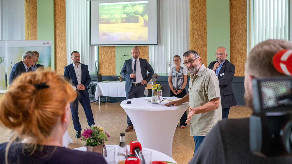 Rainer Dickmann, Vorsitzender des Ausschusses für Landwirtschaft, Umweltschutz und Abfallwirtschaft des Landkreises Barnim gibt einen Rückblick zur 2015 beschlossenen Bioabfallstrategie.