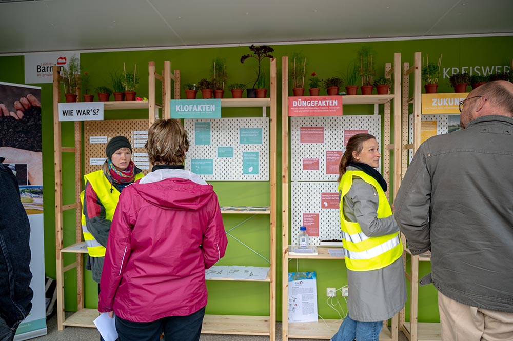 Ausstellung Zirkulierbar Container  © Torsten Stapel