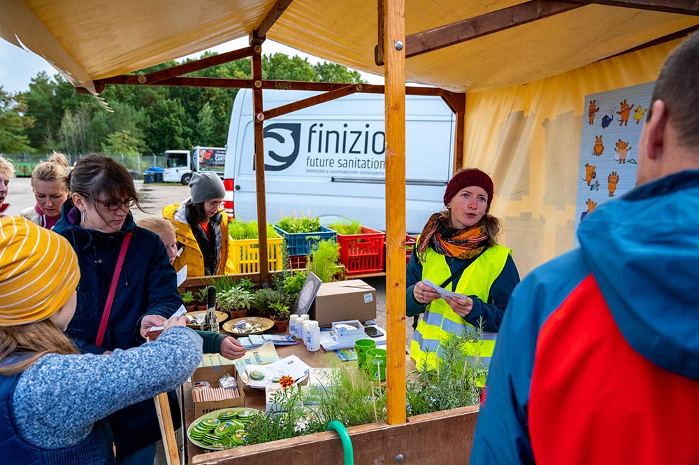 Pflanzversuche Mit Dunger Tag Der Offenen Tur Zirkulierbar C Torsten Stapel 2