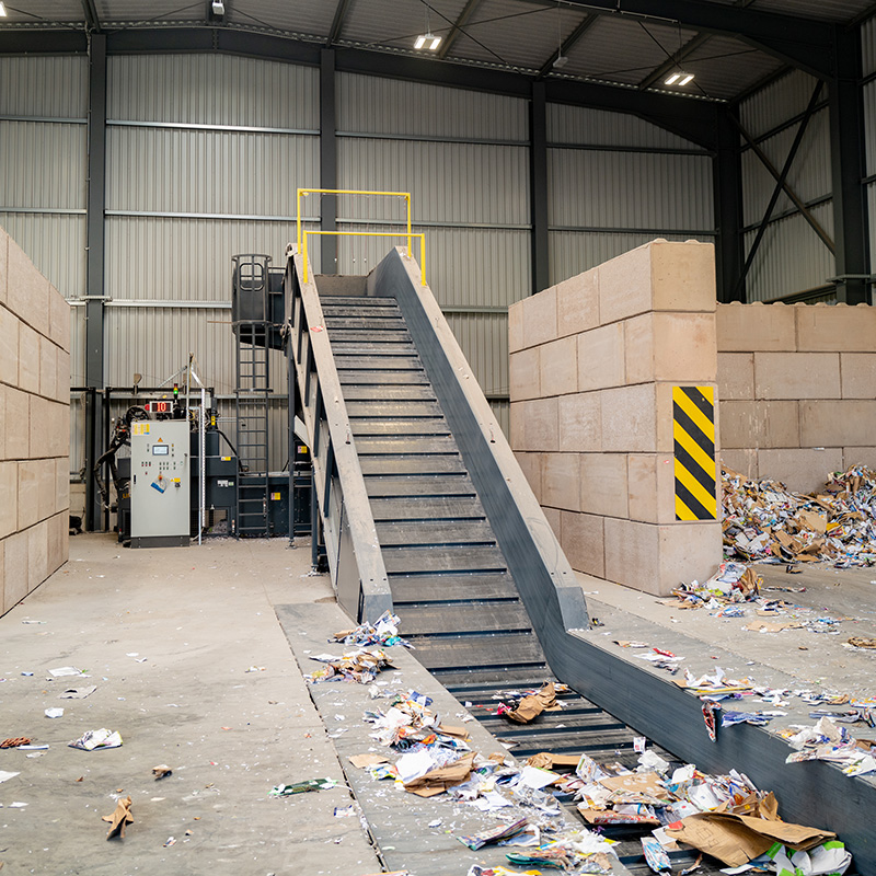 BDG Recyclinghof Bernau, Papierpresse 1